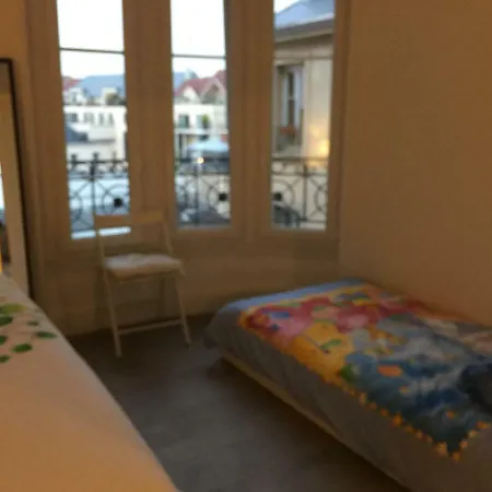 Le Jardin Darcy Liberte Hyper Centre Gare-Ville Parking Public Payant Dans La Rue Dijon Exterior photo