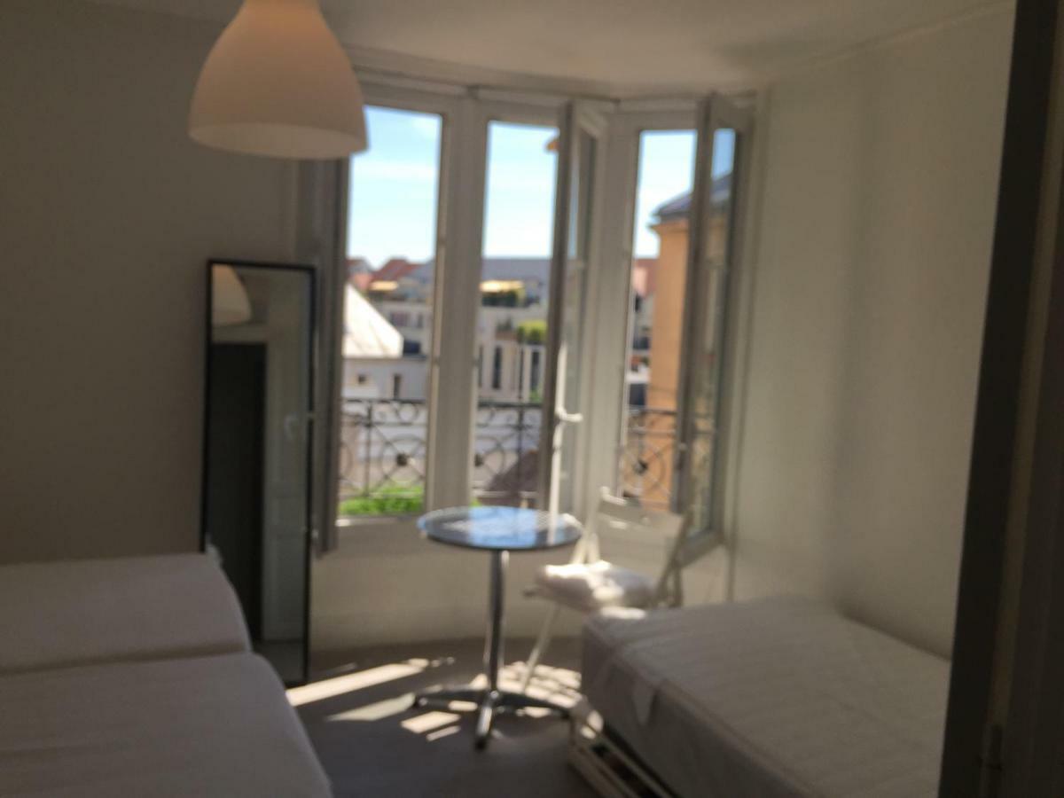 Apartment Le Jardin Darcy Liberte Hyper Centre Gare-ville Parking Public Payant Dans La Rue