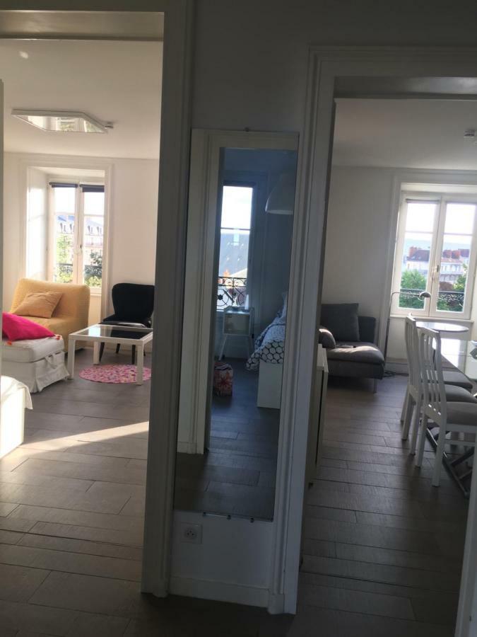 Le Jardin Darcy Liberte Hyper Centre Gare-ville Parking Public Payant Dans La Rue Apartment *